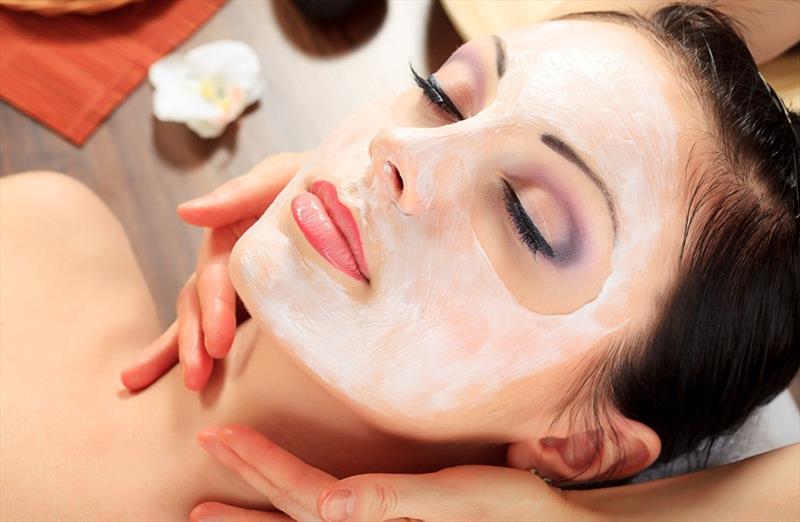 VLCC Facial, Bleach, Waxing, Manicure, Pedicure, Threading